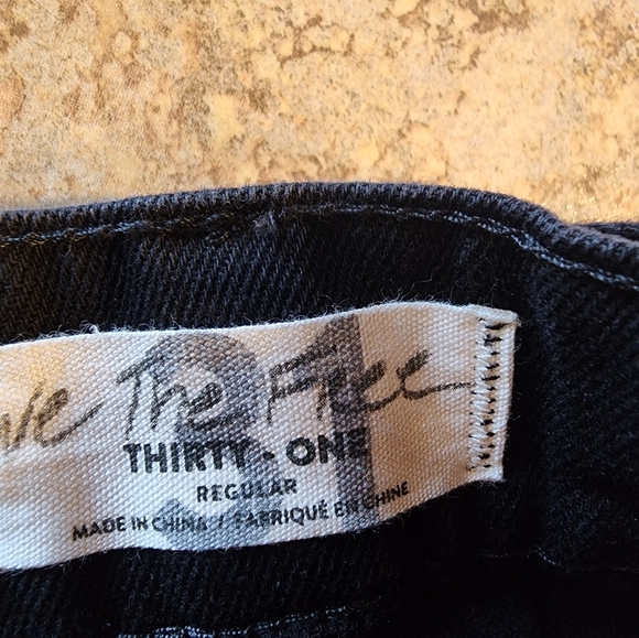 We The Free Women's Jade Belted Black Ash Denim Skirt Size 31 - Picture 5 of 10